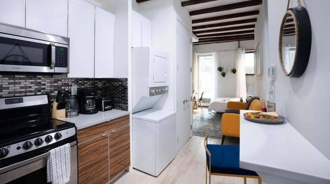 24-3 Prime Gramercy New W&d Terrace New York